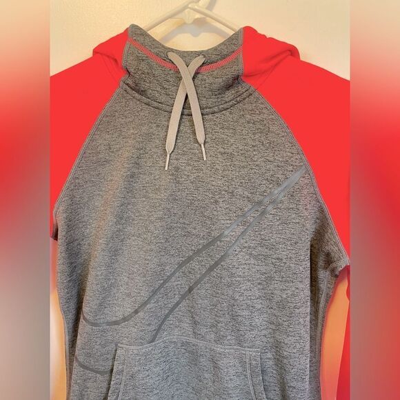 Nike Therma-Fit Small Pink & Grey Hoodie - Picture 2 of 7